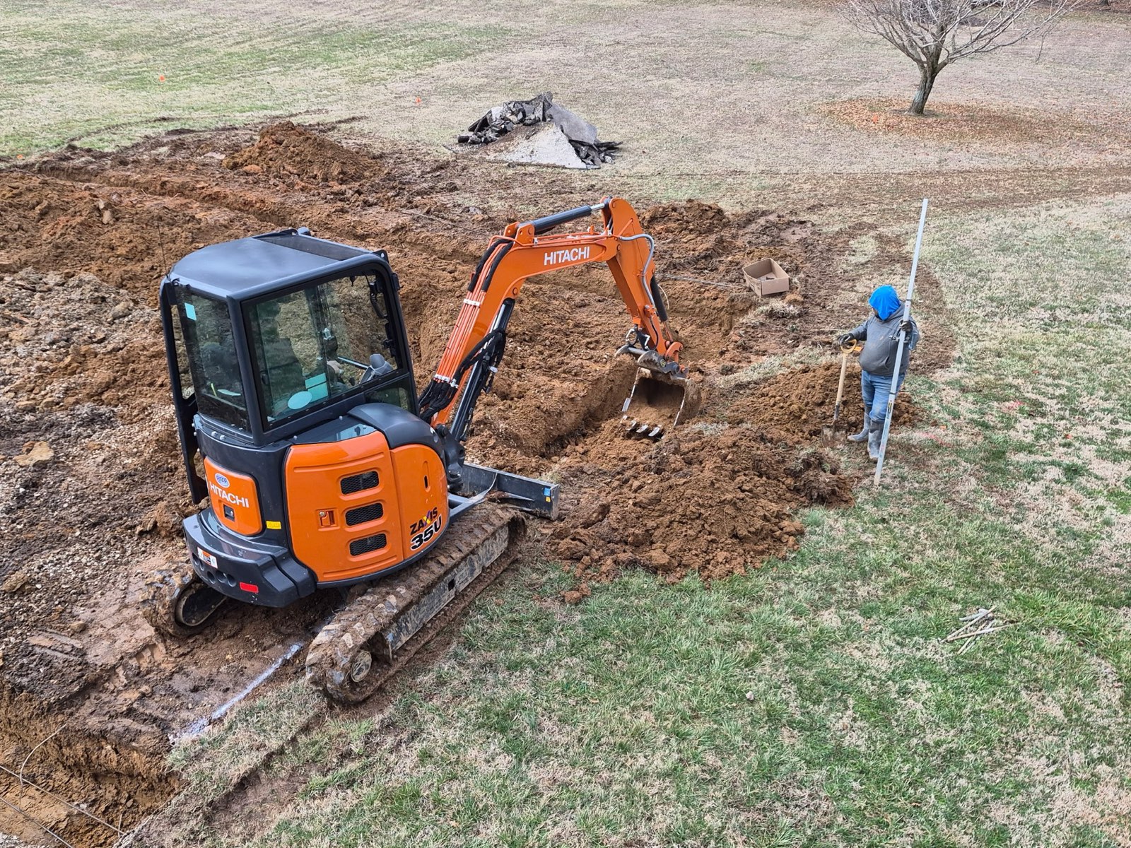 Excavation and trenching with mini excavator in Bowling Green, KY Excavation and trenching with mini excavator in Bowling Green, KY